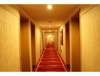 Super 8 Hotel Shenyang XI Ta מראה חיצוני תמונה